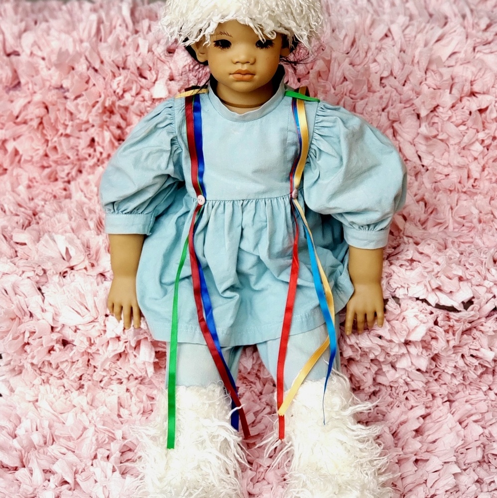 Annette Himstedt Nordic Native Eskimo Tribe Doll - Picture 1 of 6